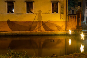Image gallery image