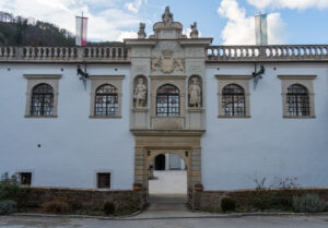 Image gallery image