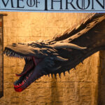 Reflexionen aus Fotos entfernen – ganz einfach mit KI (Adobe)