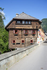 Image gallery image