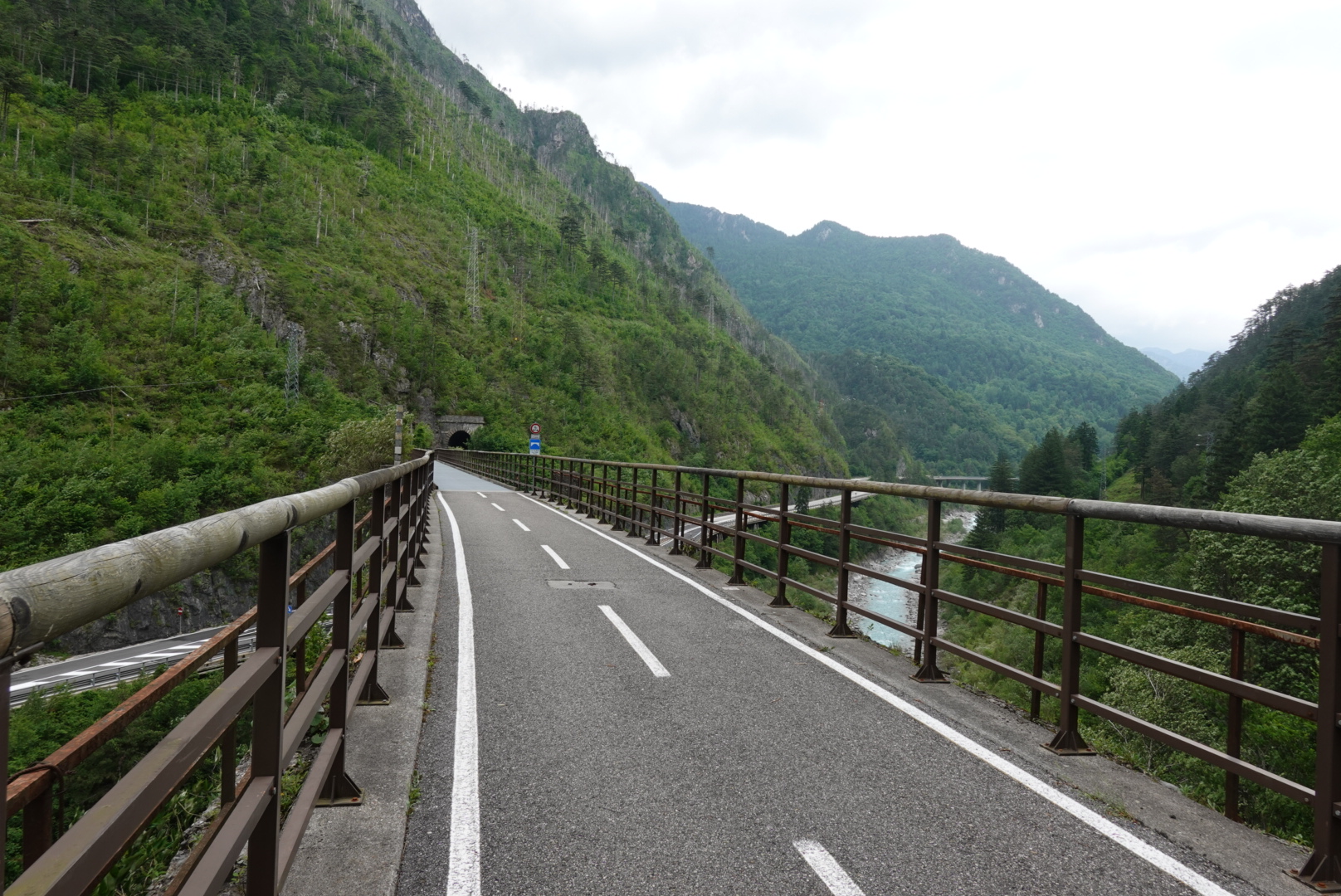 Auf dem Alpe Adria Radweg: Von den Alpen zum Friaul – Eine Etappe voller Überraschungen