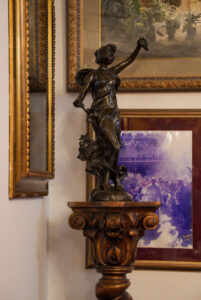 Image gallery image