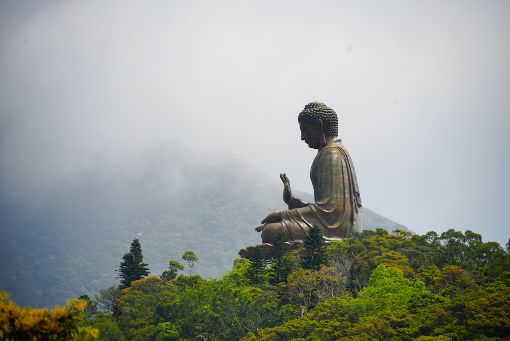 Hongkong, Kowloon, Lantau Island Ausflug: Über 268 Stufen zum Big Buddha