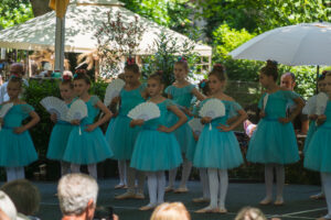 Image gallery image