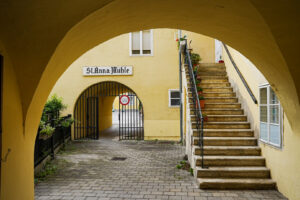 Image gallery image