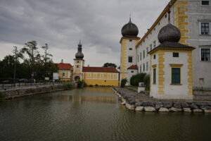 Image gallery image