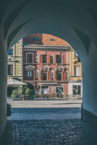 Image gallery image