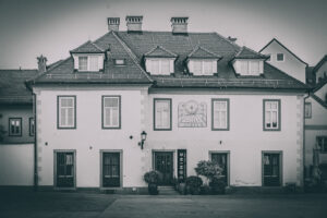 Image gallery image